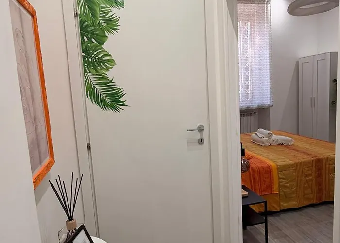 Le Petit Maison *